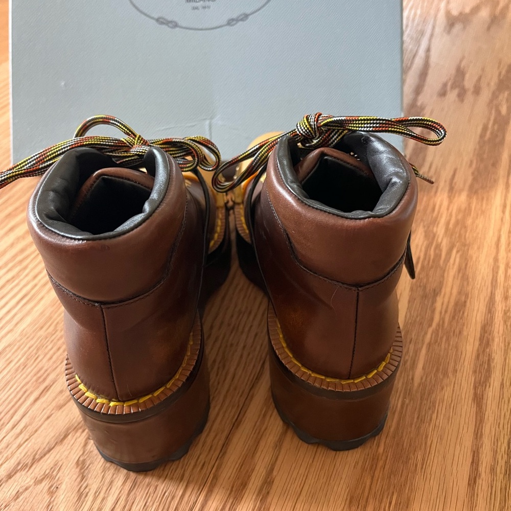 Prada boots - Picture 3 of 6